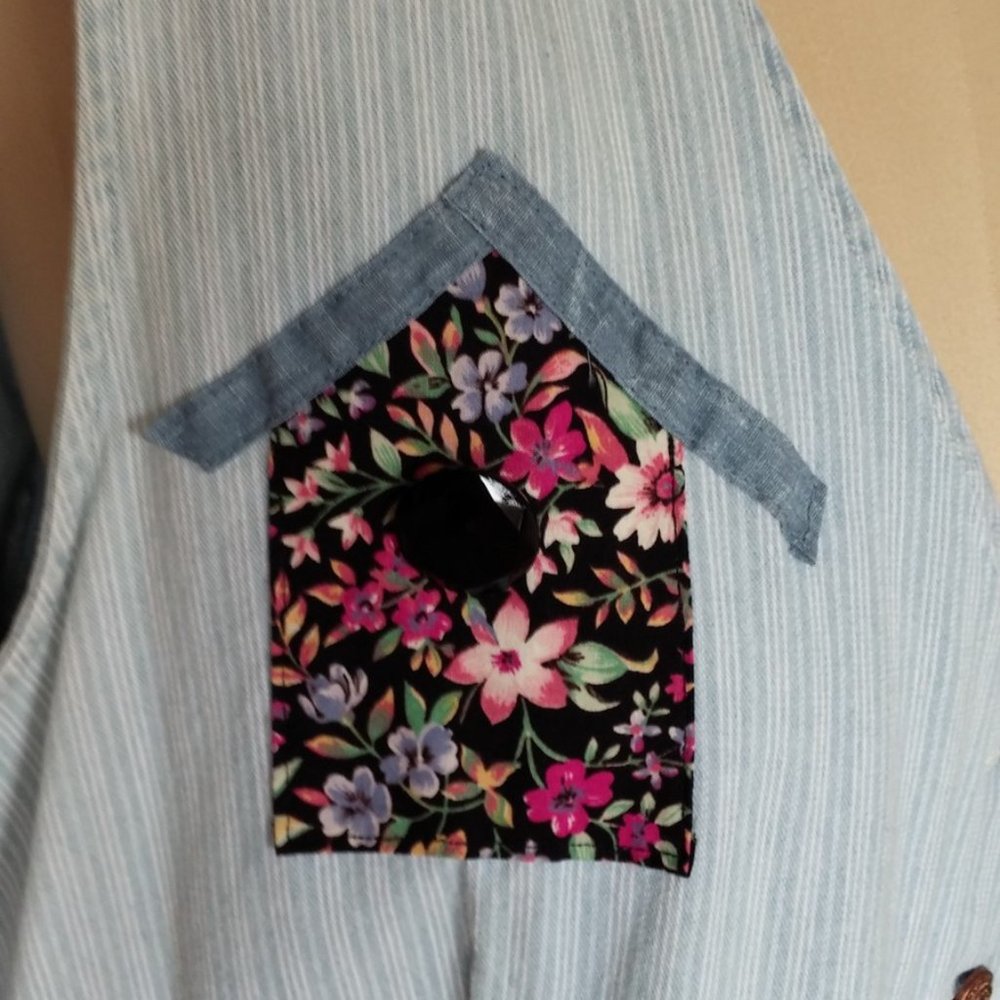 Gloria Vanderbilt Blue Jean Vest Top Birdhouses 2X - Picture 2 of 9